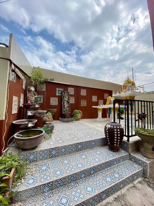 Ratanawong Place 516 Bangkok Exterior foto